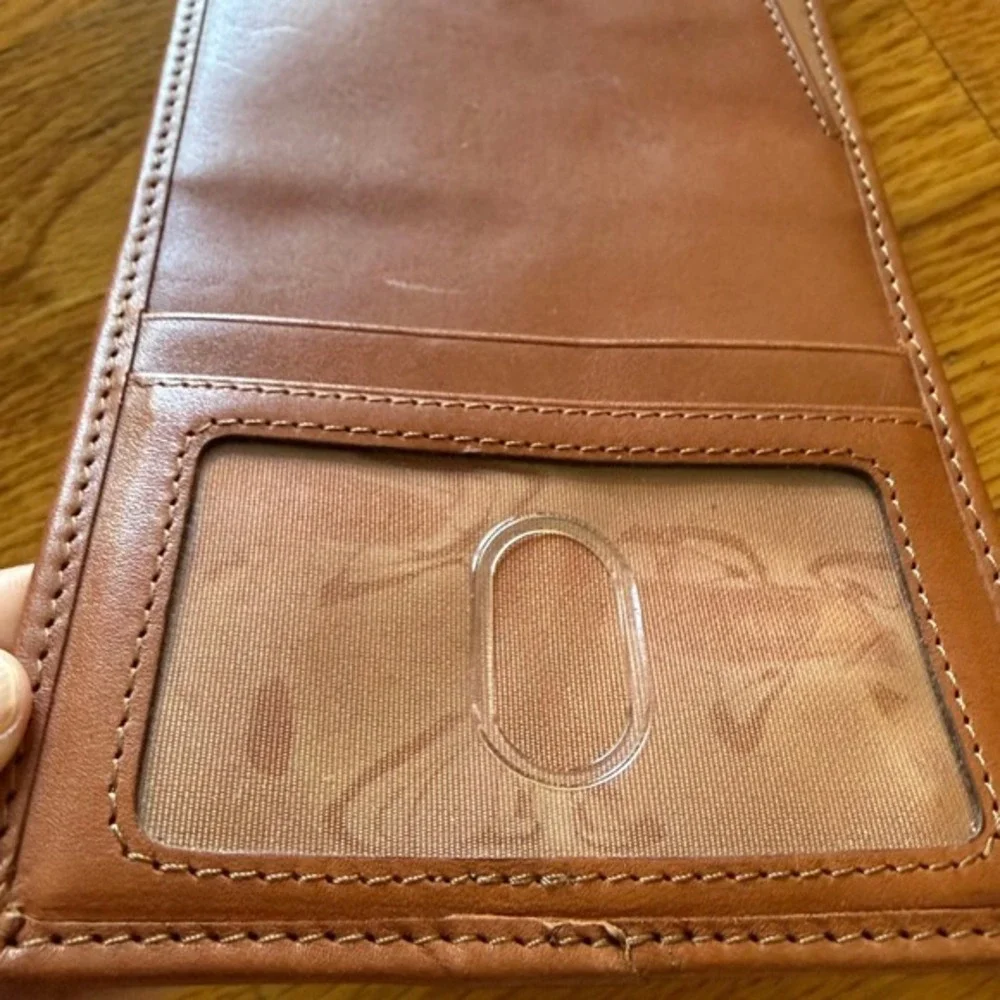 Hartmann travel document